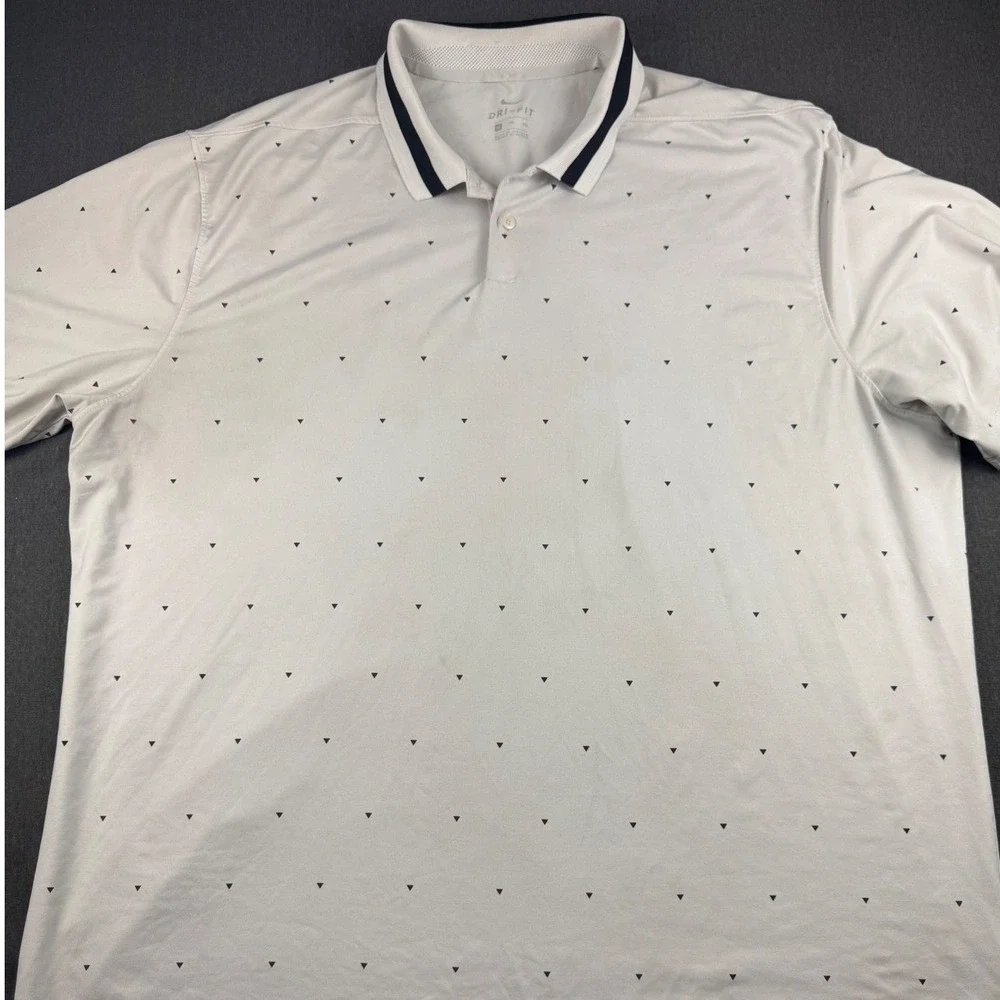 Nike‎ Dri-FIT Golf Polo Shirt Men's XXL White Black Triangle Print Athletic
